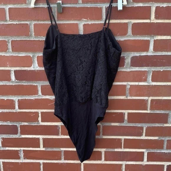 WAYF Lizzie Crossover Bodysuit NWT - Picture 9 of 9